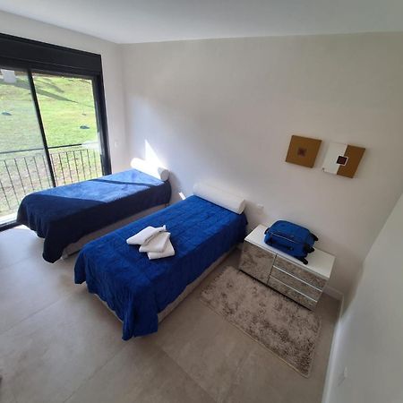 Casa Em Condominio Na Serra ランショ・ケイマード エクステリア 写真