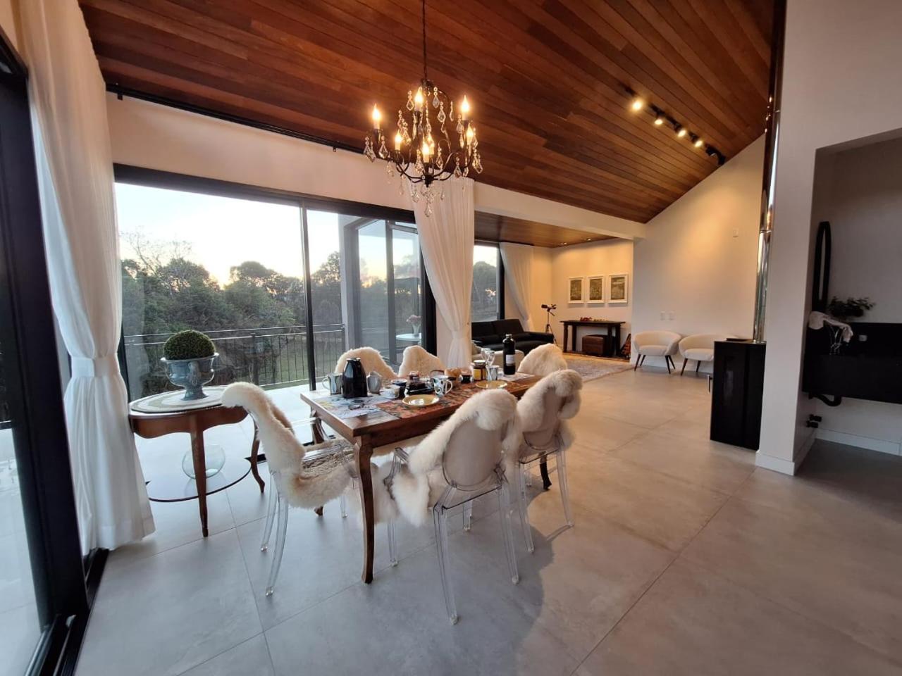 Casa Em Condominio Na Serra ランショ・ケイマード エクステリア 写真